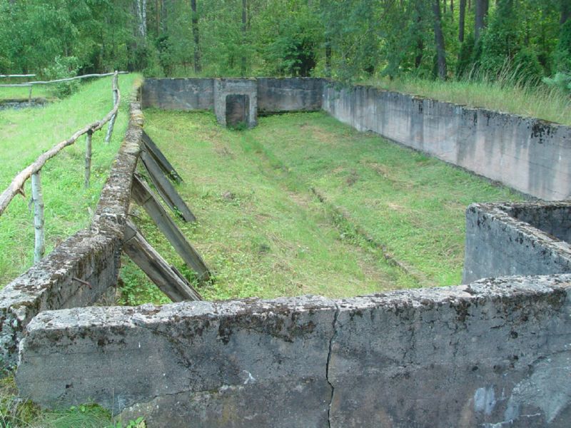 Another view of the pool